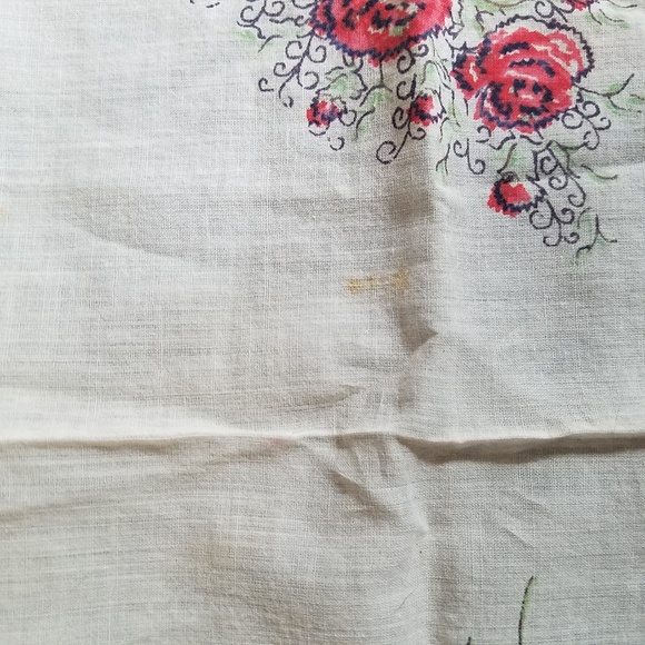 Real Vintage Lot of 2 Floral Handkerchiefs - Picture 7 of 7